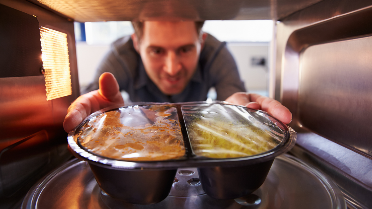 Preprepared convenience foods and associated food safety risks